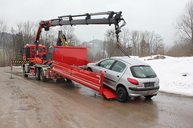 Pkw-Bergungen, sicherer und einfacher Transport