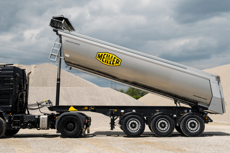 Thermoisolierter GRANDLOAD Kippsattel von MEILLER