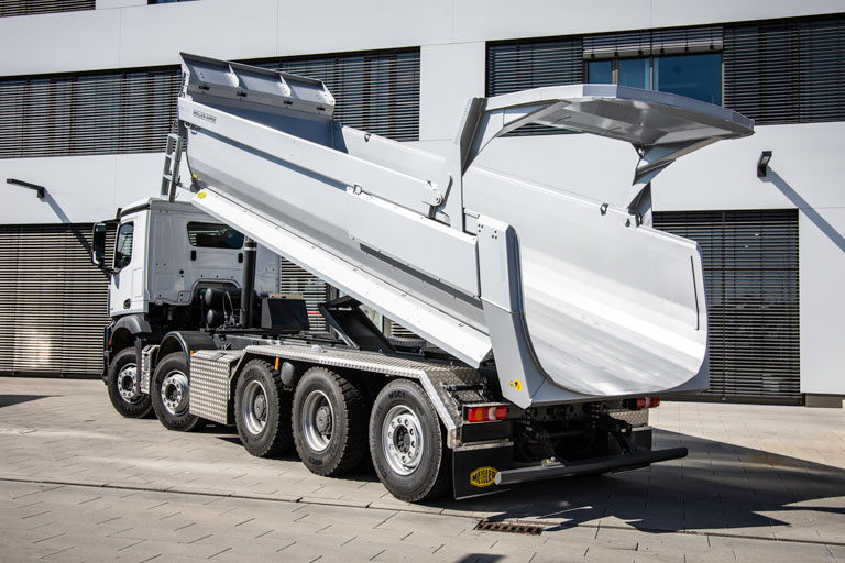 Hinterkipper P536 Hinterkipper P536