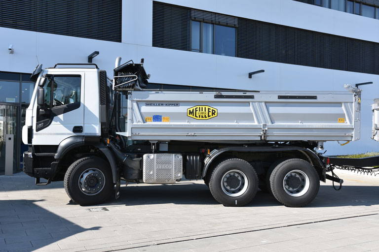 Dreiseitenkipper D316 auf Iveco MEILLER Dreiseitenkipper D316 auf Iveco