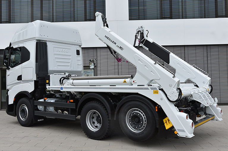 Absetzkipper AKT16