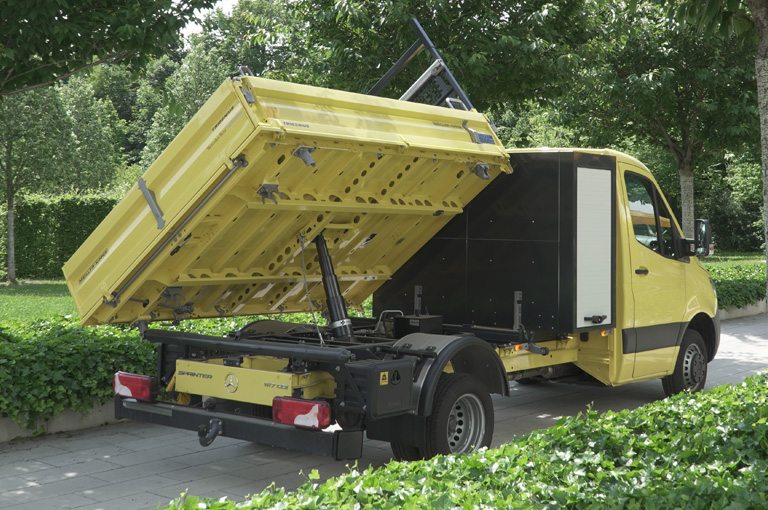 TRIGENIUS Dreiseitenkipper D205
