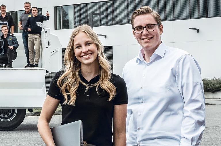 Industriekaufleute und Studenten bei MEILLER