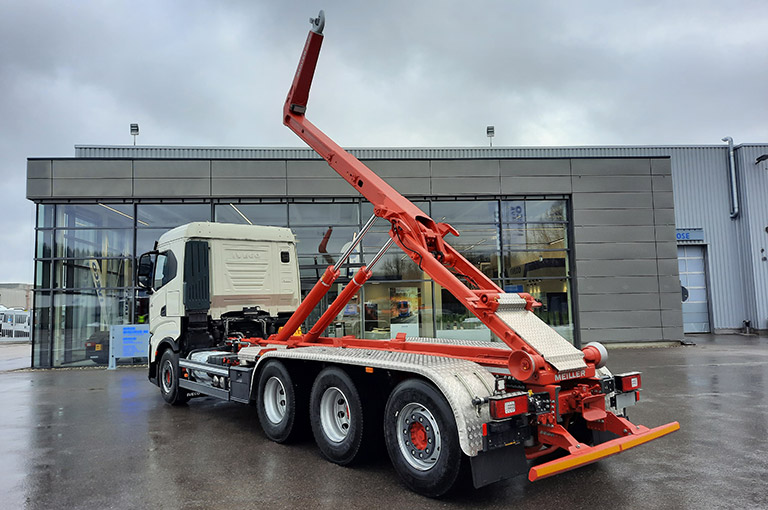 Abrollkipper RS26 auf Iveco