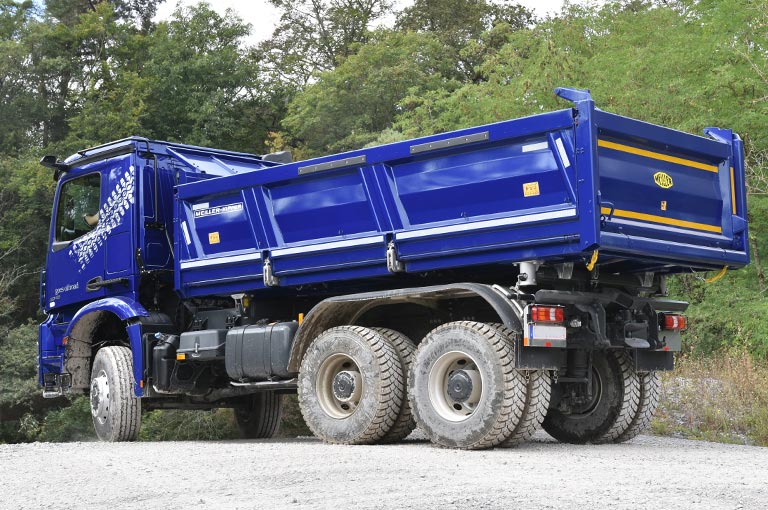 Three-way tipper D316