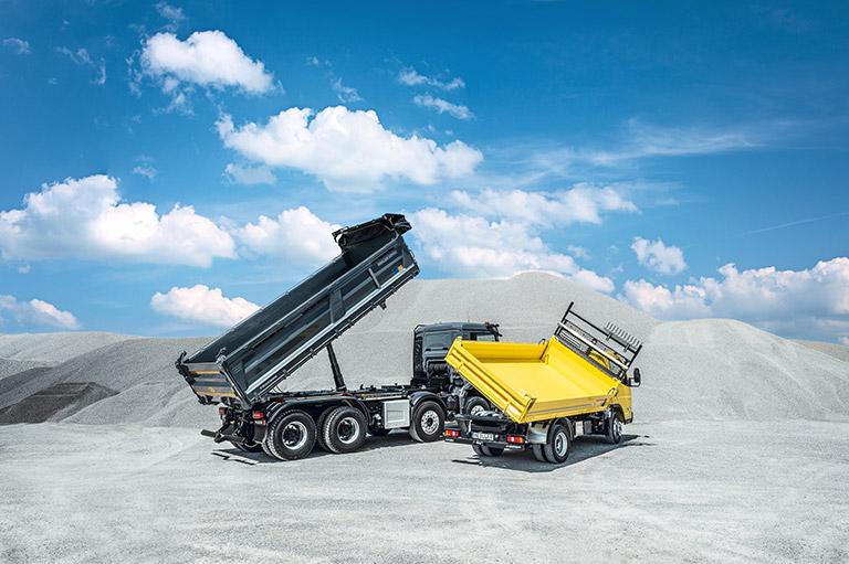 TRIGENIUS Three-way tipper D421 und D205