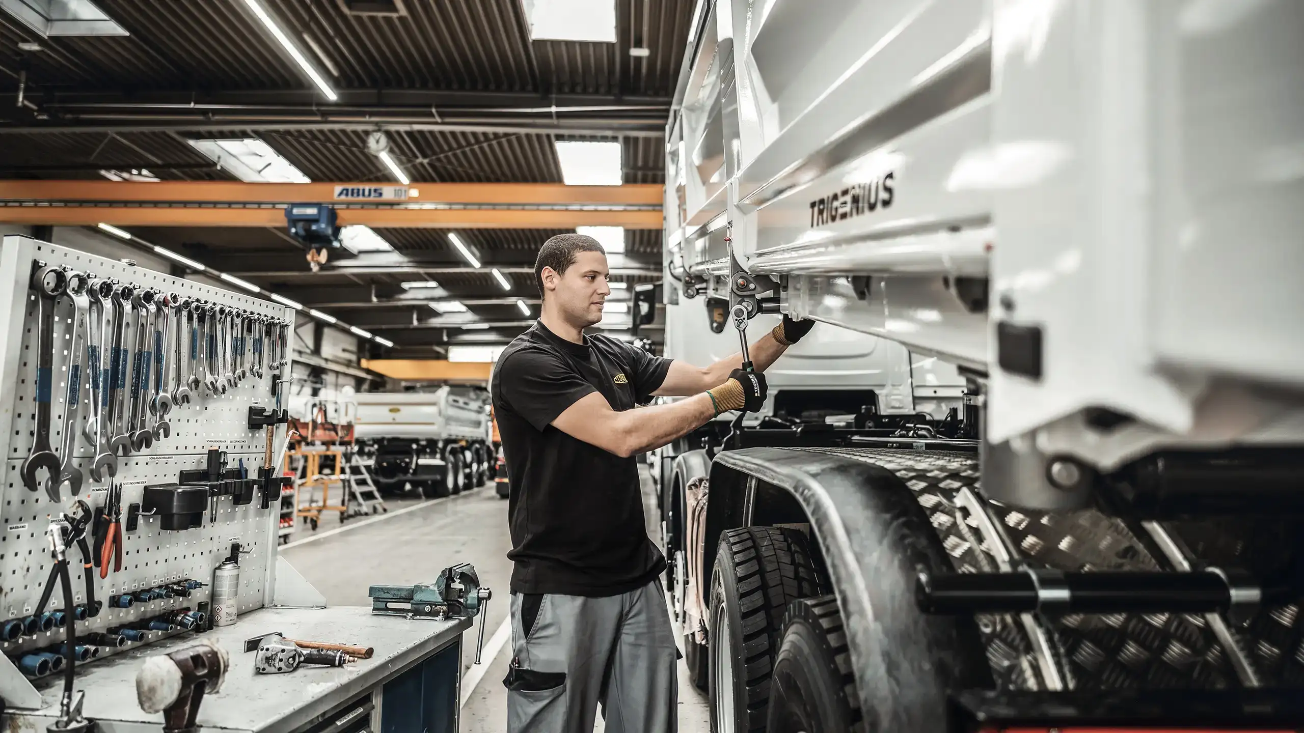 Arbeit in der Produktion bei MEILLER